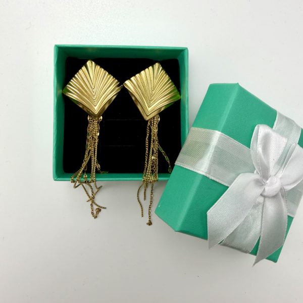 საყურეები ცეპებით