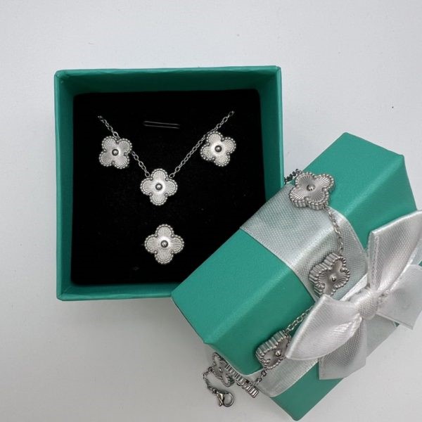 VCA ოთხეული