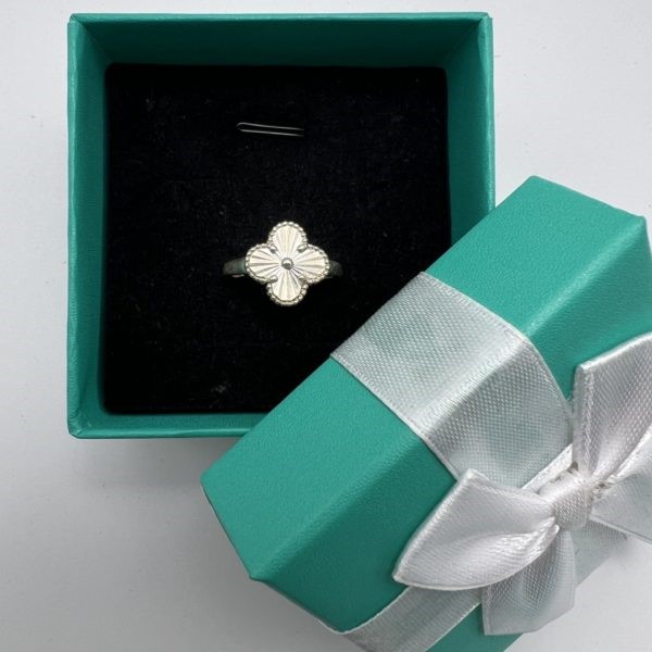 925 ვერცხლის ბეჭედი