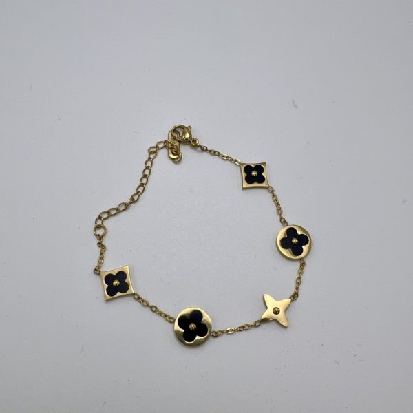 LV  სამაჯური