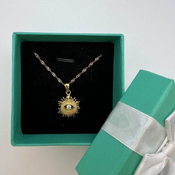 მზის ფორმის ყელსაბამი